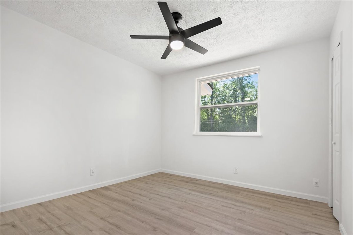 07-4417 Greenland Rd (12)